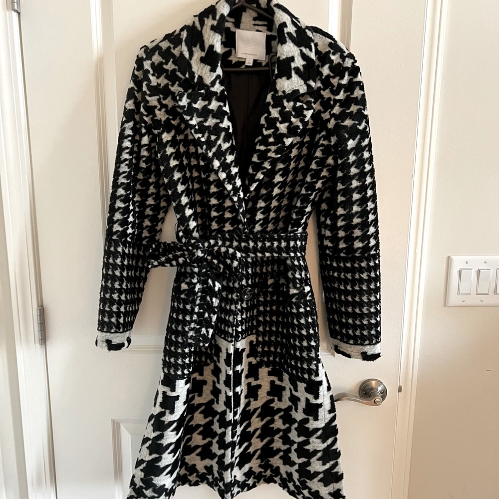 Anthropologie ETT TWA Houndstooth Coat